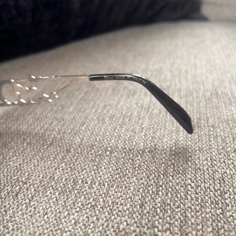 Dior Shield Gradient Purple Sunglasses - Picture 8 of 9